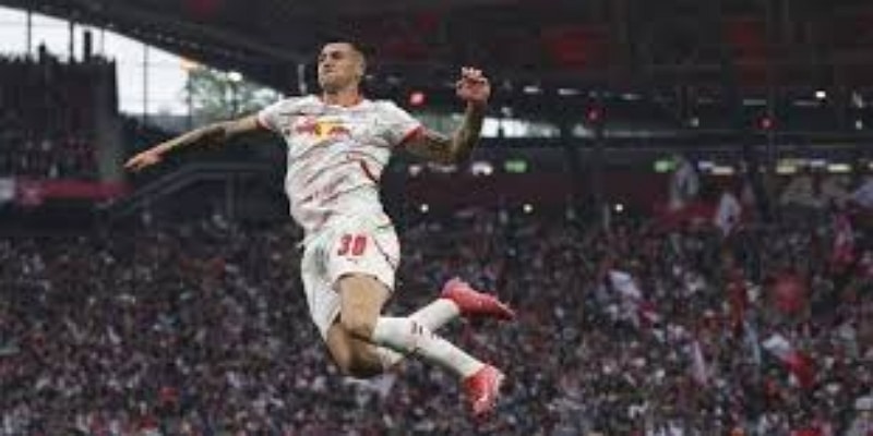 比赛综述：迪尼破荒助球队胜利 -天博体育