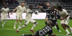 战术复盘：里昂如何压制领头羊-天博体育