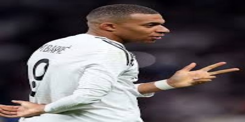 西甲争冠格局与皇马现状-天博体育