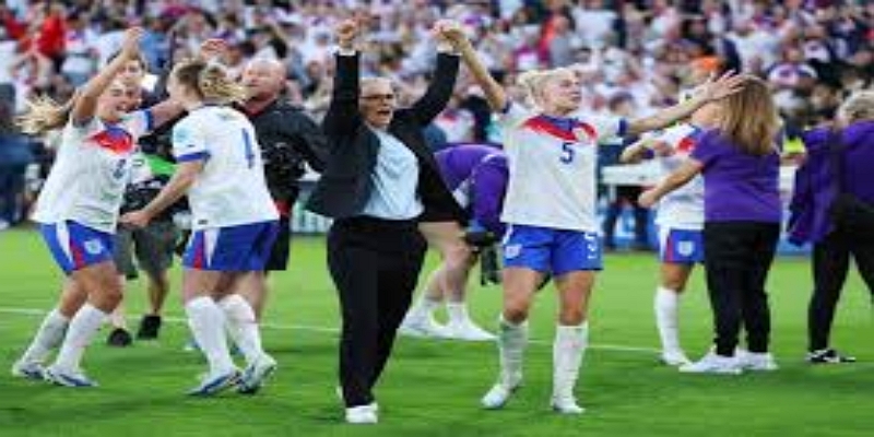 她如何推动英格兰女足走向职业化- 天博体育