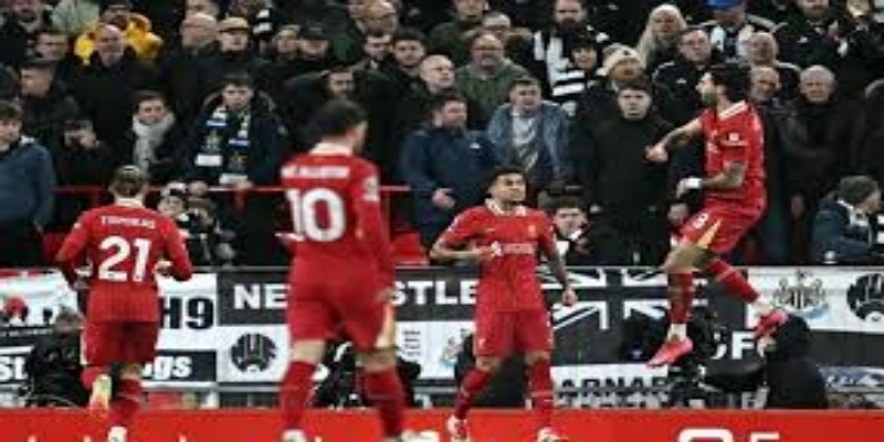 红军防线告急：阿诺德缺阵引发的天博体育战术难题-天博体育