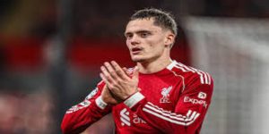 天博体育中场与防守组合的战术协同- 天博体育