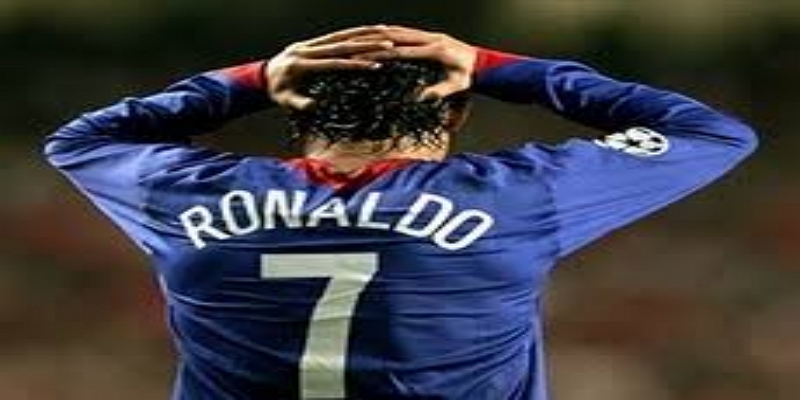 天博体育战术解读：隐形中场的攻防价值- 天博体育