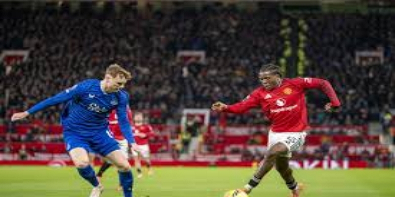 天博体育：裁判界的三冠王壮举- 天博体育