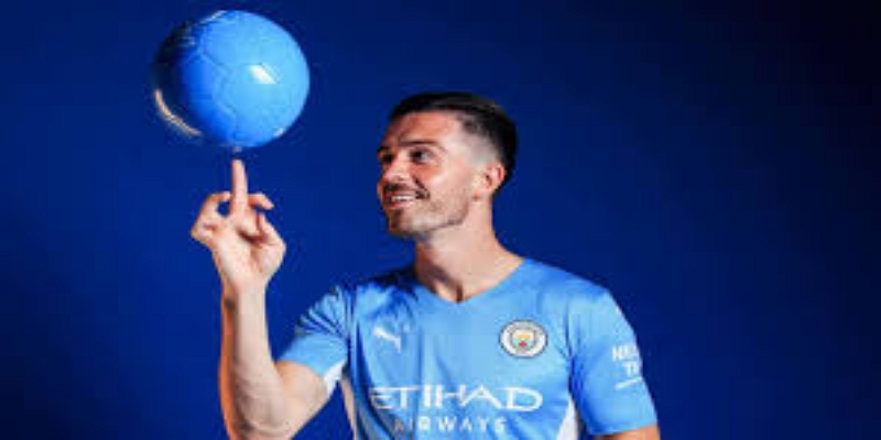 赛季的转折点：佩莱格里尼离任与曼城的无力反击  -天博体育